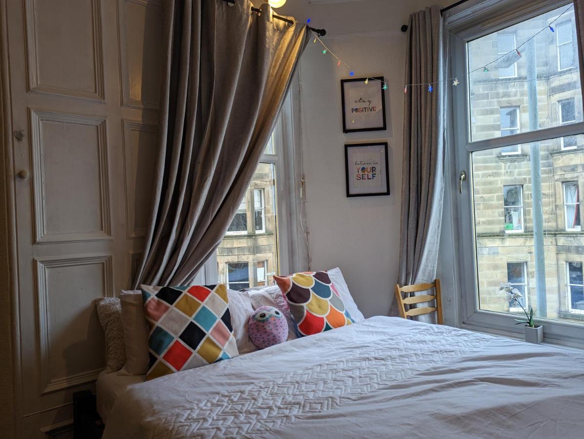 Huge Room In The City Edinburgh Eksteriør billede